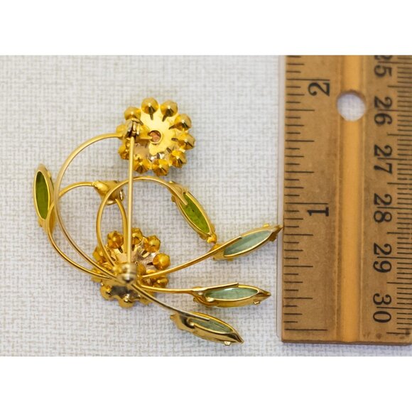 Vintage Elven Green Rhinestones Gold Tone Stylish Floral Sprout Brooch - T22 - Picture 2 of 2